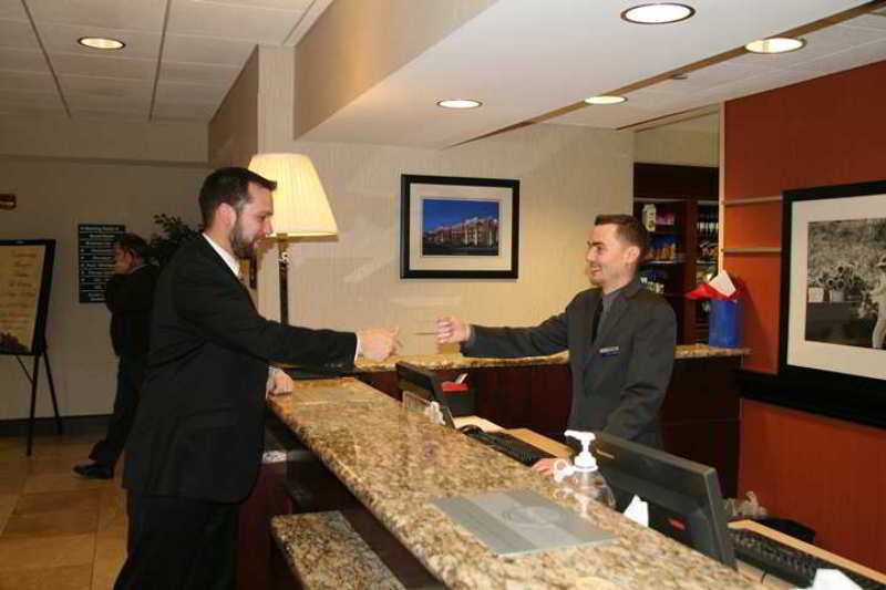 Hampton Inn & Suites Omaha Southwest-La Vista Интерьер фото